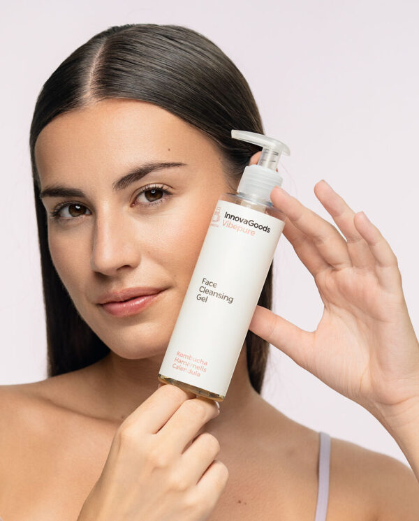 V0103747_1 V0103747_1